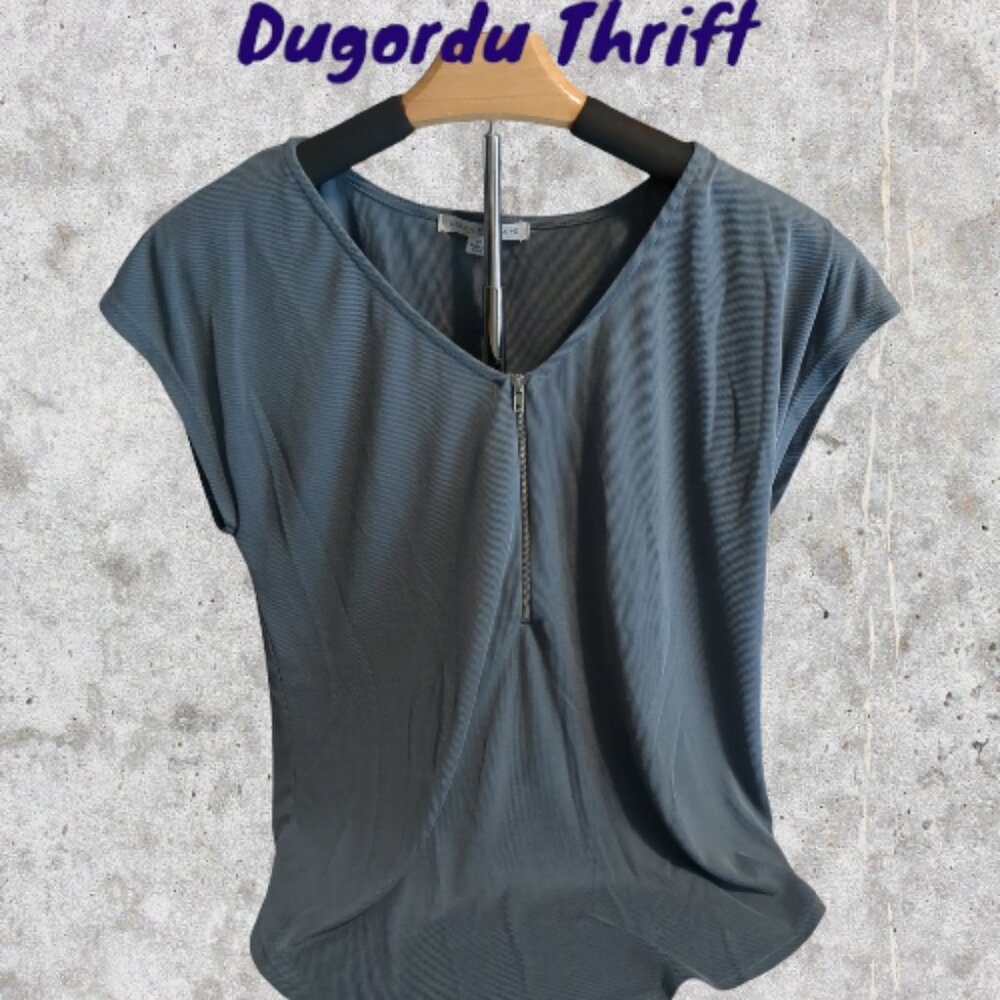 Woman's Medium Green Envelope Los Angeles Made in the USA Sleeveless Blouse